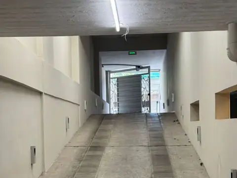 COCHERA EN VENTA - CORDOBA 1083 -  SUBSUELO