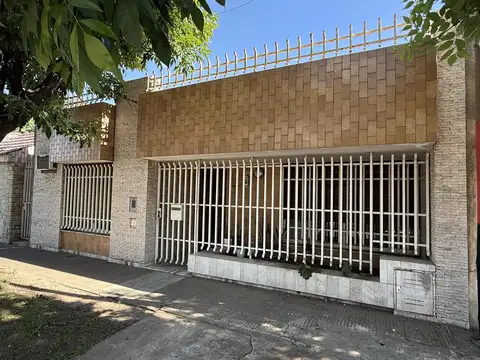 Sanchez bustamente  al 3000