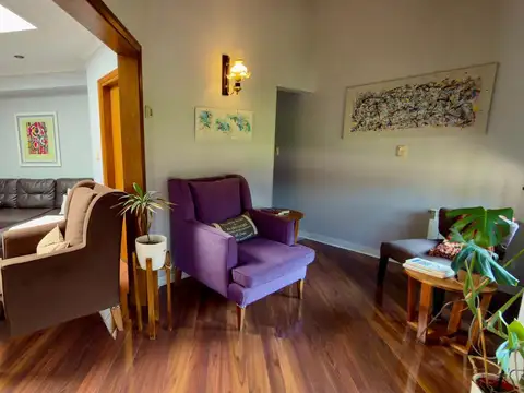 Casa 3 ambientes con 2 baños