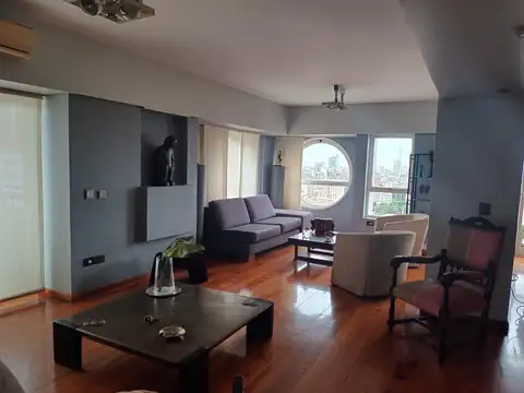 M. T. De Alvear 1308 , Piso 22 Y 23