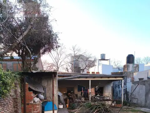Terreno en  calle 37 e/ 27 y 28 de La Plata