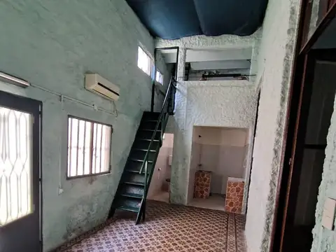 Venta PH 2 dormitorios Cordón Norte para reciclar