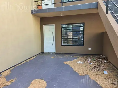 Depto Tipo Casa en Alquiler de 2 ambientes
