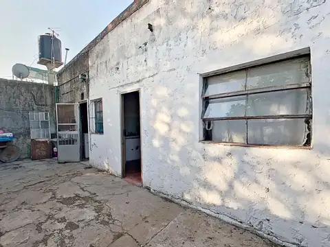 VENTA CASA CON LOCAL Y DPTO FLORENCIO VARELA