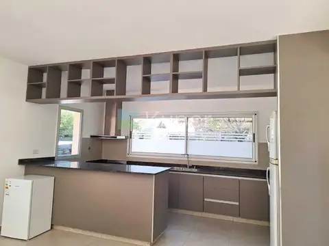 Casa en Venta en Santa Silvina, USD 270.000