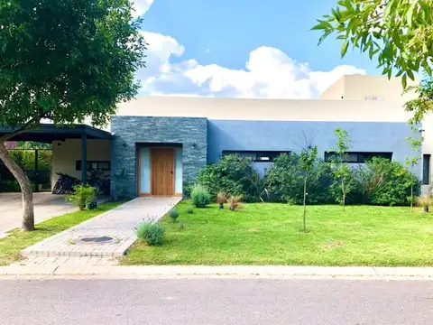 Alquiler Anual Casa Barrio El Remanso Haras Santa Maria Escobar