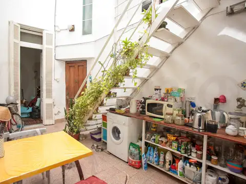 Depto Tipo Casa 4 ambientes con 2 baños