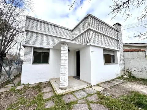 Casa de 3 dormitorios en Venta en Berisso