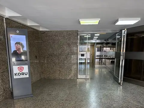 Oficina en Venta con 4 cocheras