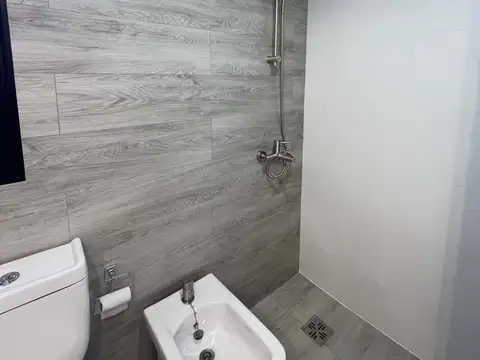 VENTA APARTAMENTO UN DORMITORIO Y GGE PARQUE RODO