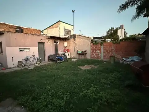 CASA 4 AMB VENTA CON RENTA LONGCHAMPS GARAGE 3 AUT