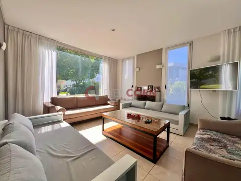 Casa en Alquiler en Terravista, USD 3.150