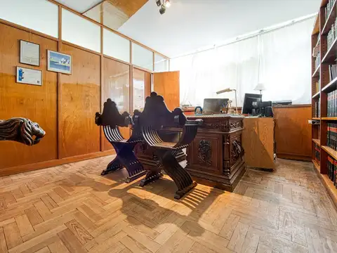 Oficina 4 ambientes con 2 baños