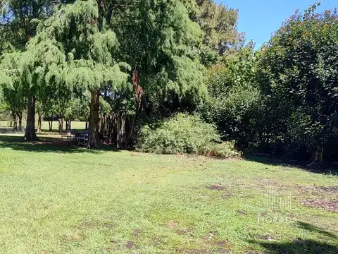 Lote en  venta en CC San Francisco en Manzanares Pilar APTO CREDITO