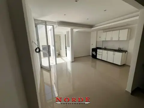 Depto Tipo Casa en Venta en Mataderos, USD 145.000
