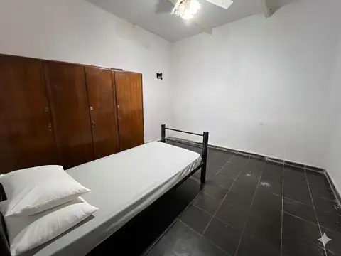 VENTA CASA EN ZONA SUR DOS COCHERAS