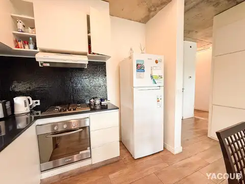 Casa en alquiler - 3 Dormitorios 3 Baños - City Bell