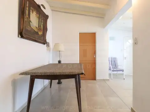Depto Tipo Casa en Venta de 3 ambientes