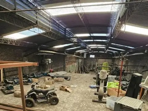 Galpon en Venta en Ciudadela, USD 250.000