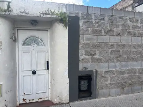 Departamento tipo casa en venta en Floresta