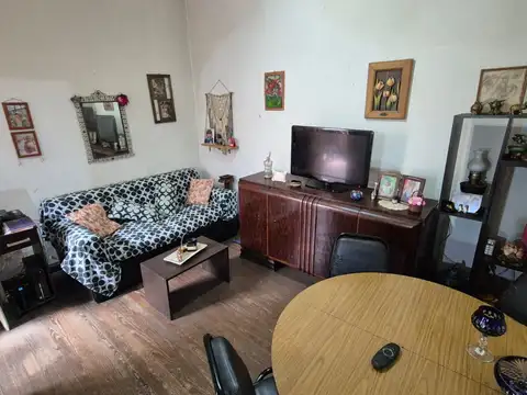 Depto Tipo Casa en Venta de 4 ambientes