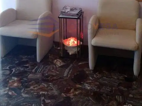 Oficina en Venta con 1 cochera