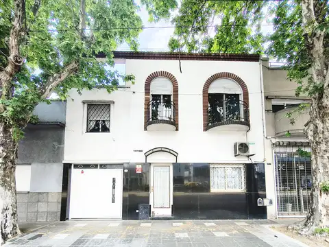 AV. JUAN B. JUSTO al 4600