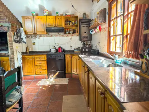 Casa 4 ambientes con 1 baño