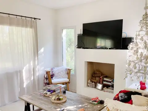 Casa en Venta en Pilar del Este - Santa Guadalupe, USD 225.000