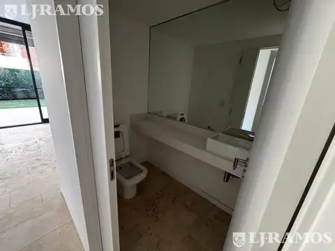 Departamento en Venta con 2 cocheras