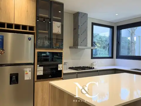 Casa en Venta en Costa Esmeralda Golf I