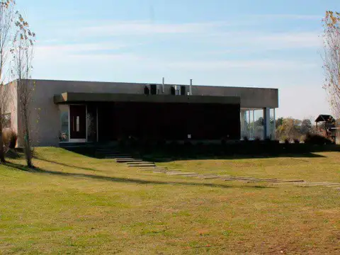 Terreno en Venta en El Cazal, USD 44.000