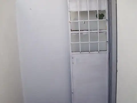 Local Comercial en Alquiler - Villa Ballester