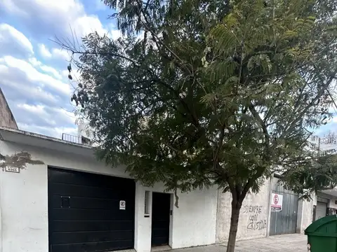 Manuel Artigas 6300, Piso PB