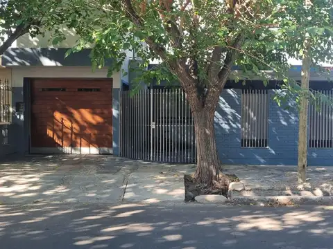 Venta Excelente Casa en Guaymallén.