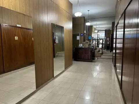 AV. General Paz 100, Piso 6