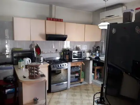 Casa en Venta en Temperley, USD 155.000