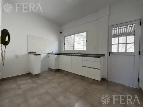 Depto Tipo Casa 4 ambientes con 1 baño