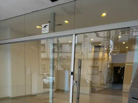 Cochera en venta zona Aduana