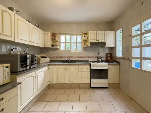 Depto Tipo Casa en Venta de 5 dormitorios