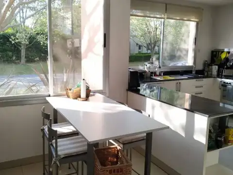 Casa en Alquiler Temporal en Laguna Del Sol, USD 6.500