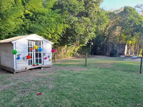 EXCELENTE CASA QUINTA EN VENTA EN BENAVIDEZ. INMEJORABLE ARBOLEDA