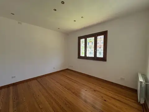 Casa en Venta con 7 cocheras
