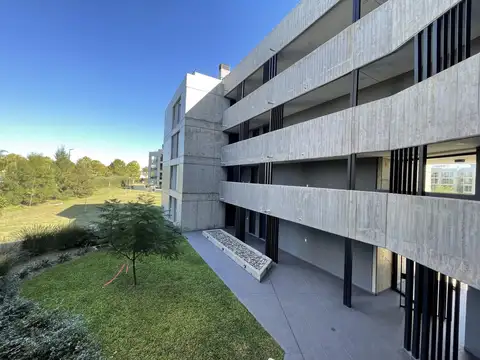 Departamento 6 ambientes con 2 baños