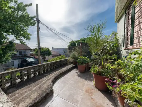 Depto Tipo Casa en Venta de 4 ambientes