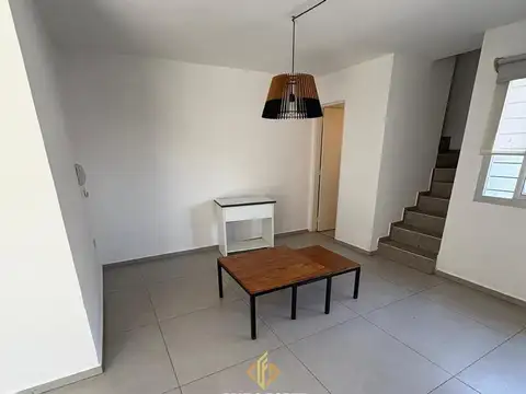 Duplex venta dos dorm Quebrada de las Rosas apto credito