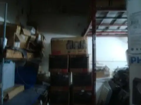 Excelente edificio comercial con deposito 450m2