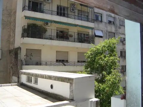 OPORTUNIDAD  SIN COMISION. Amoblado y equipado. Parque Las Heras. 2 AMB BALCON Puro SOL   Bajas expensas!