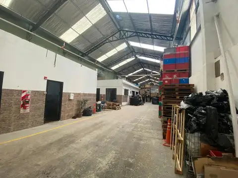 venta de galpon en villa lugano 500 m2