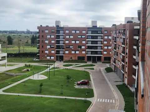 Venta de departamento en Fisherton